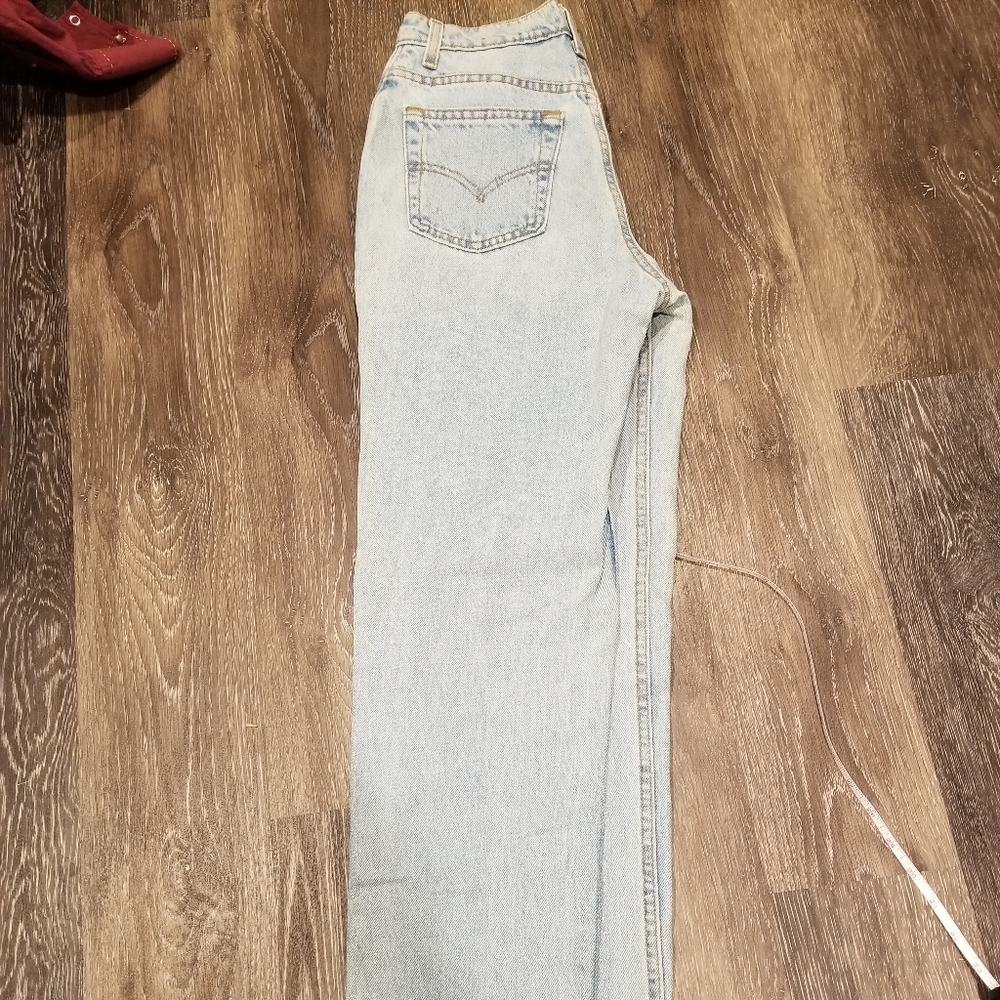 Vintage Levi mom jeans
